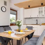 公寓 Piekny Gorski Z Widokiem I Parkingiem By Renters